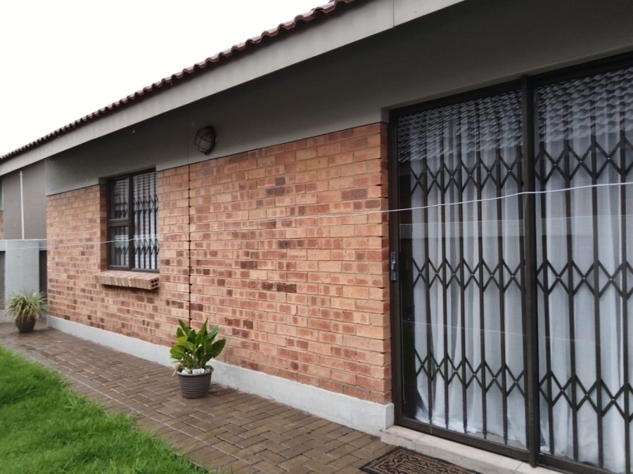 2 Bedroom Property for Sale in Estoire Free State